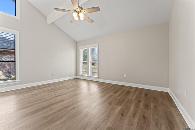 9842 Hawthorne Dr, Baton Rouge, LA 70809