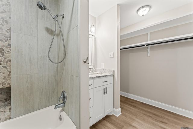 9842 Hawthorne Dr, Baton Rouge, LA 70809