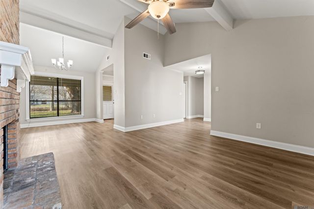 9842 Hawthorne Dr, Baton Rouge, LA 70809