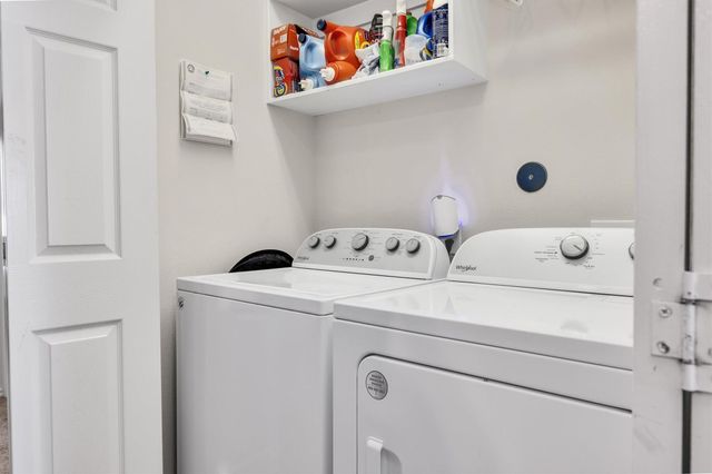 483 Folk Crest Lane, Dickinson, TX 77539