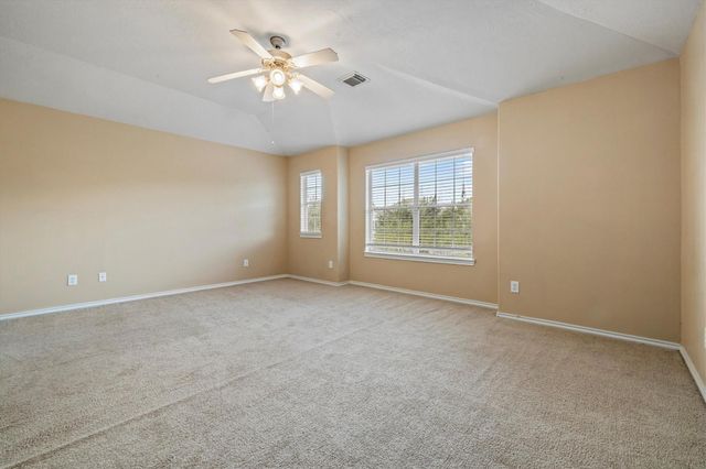 483 Folk Crest Lane, Dickinson, TX 77539