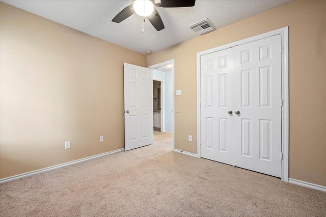 483 Folk Crest Lane, Dickinson, TX 77539