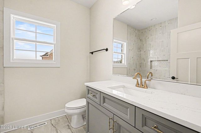 2925 Travis French Trail, Louisville, KY 40023