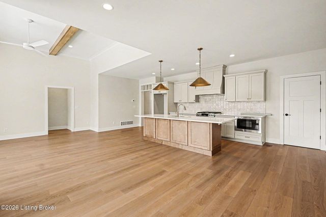 2925 Travis French Trail, Louisville, KY 40023