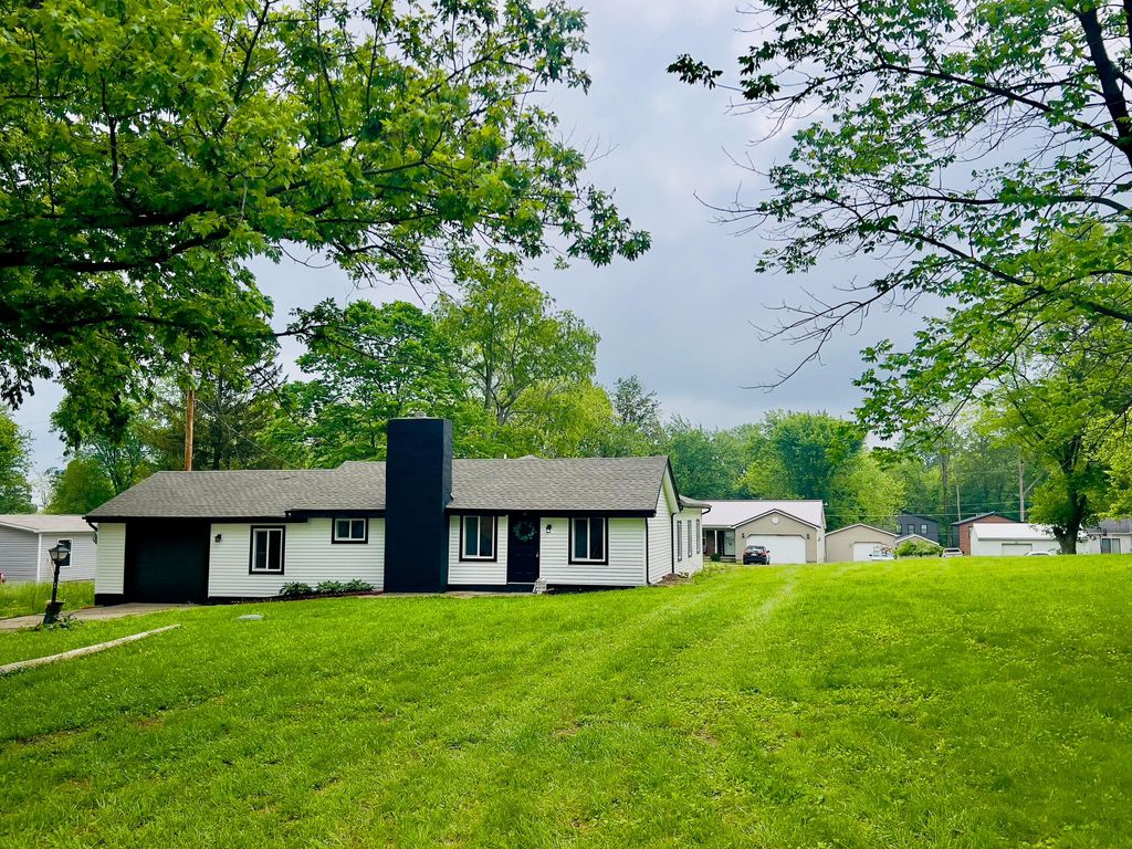 13212 Maple Road NE, Thornville, OH 43076