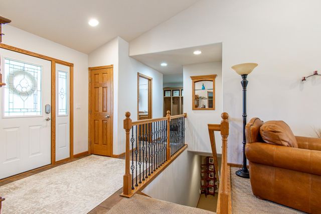 1819 52nd Avenue N, Moorhead, MN 56560