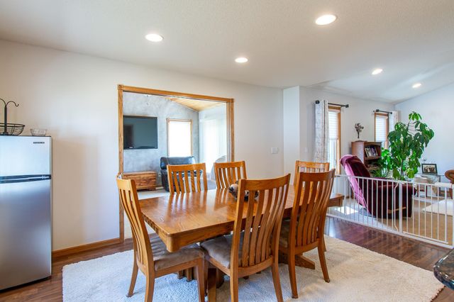 1819 52nd Avenue N, Moorhead, MN 56560