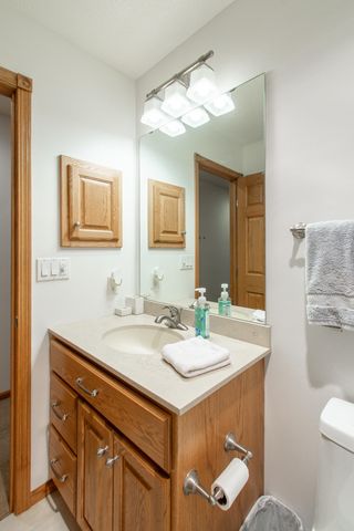 1819 52nd Avenue N, Moorhead, MN 56560