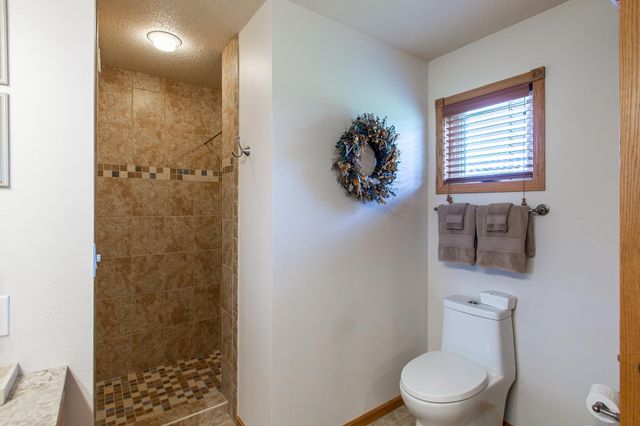 1819 52nd Avenue N, Moorhead, MN 56560