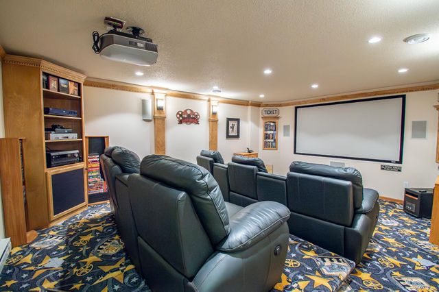 1819 52nd Avenue N, Moorhead, MN 56560