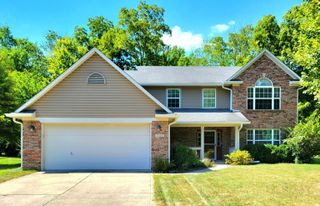 10334 Hillsborough Drive, Fishers, IN 46037