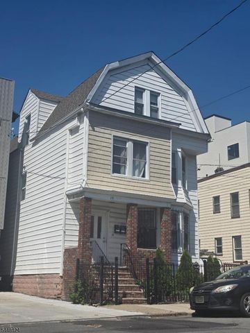 38 20Th Ave, Irvington Twp., NJ 07111