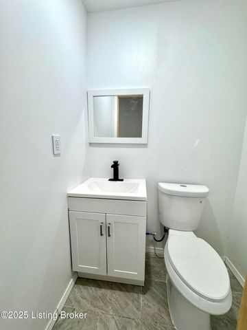 12411 Berrytown Rd, Louisville, KY 40223