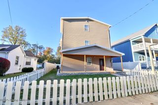 12411 Berrytown Rd, Louisville, KY 40223