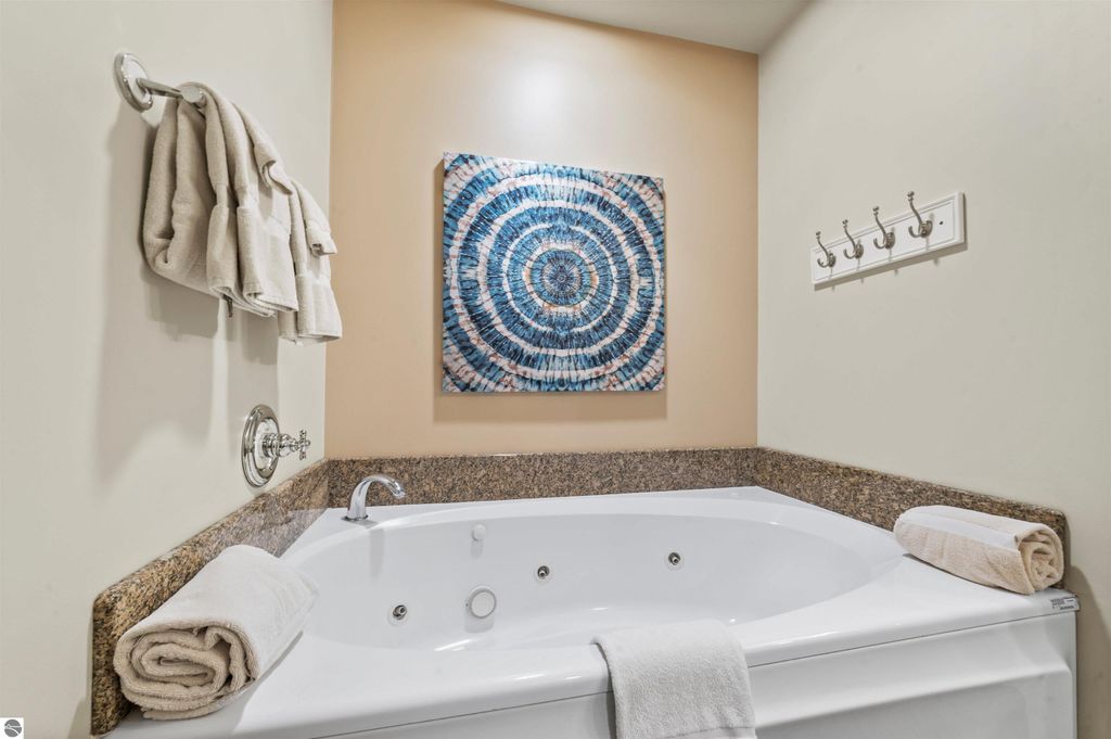 Image 14 of property listing at 2400 Troon South # 4007, Bellaire, MI 49615