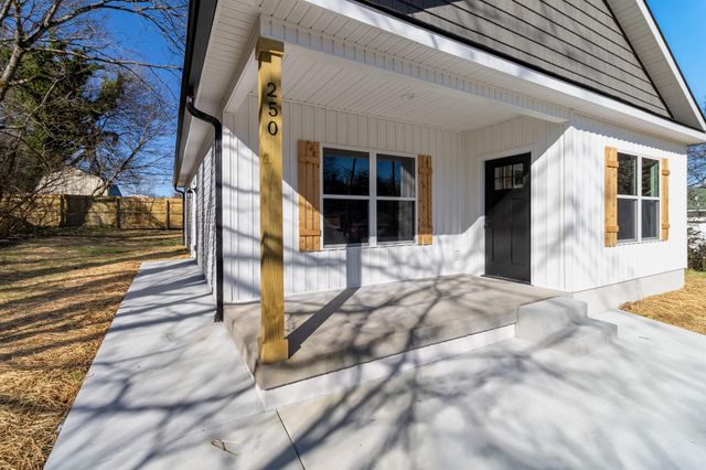 250 Lang Street SE, Cleveland, TN 37311