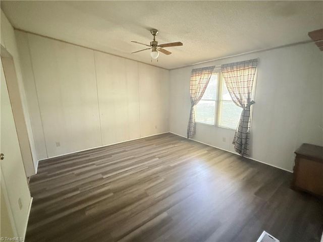 353 Twelve Oaks Drive, Linwood, NC 27299