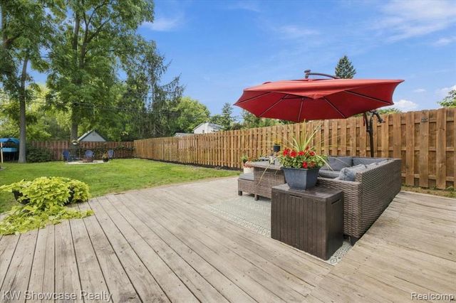 4025 Totem Lane, Waterford, MI 48328