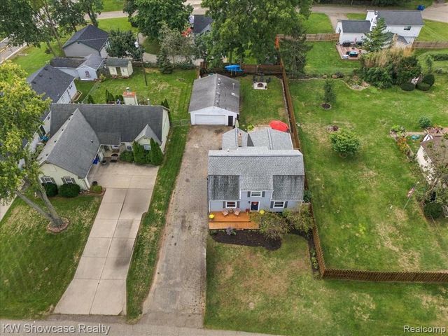 4025 Totem Lane, Waterford, MI 48328
