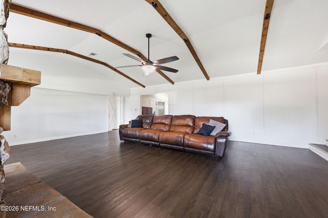 9246 BEARDEN Road, Jacksonville, FL 32220