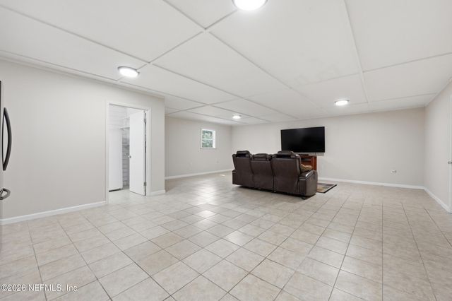 9246 BEARDEN Road, Jacksonville, FL 32220