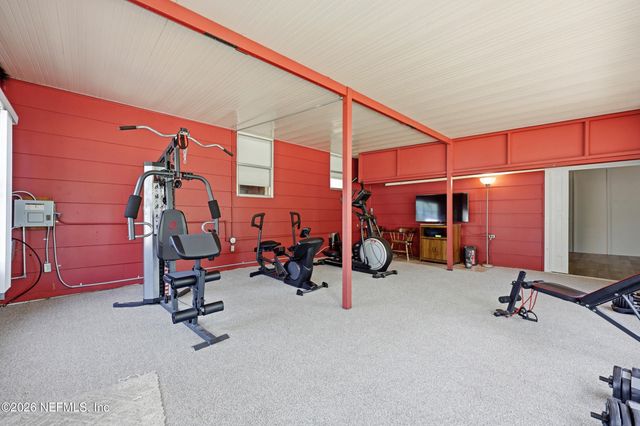 9246 BEARDEN Road, Jacksonville, FL 32220
