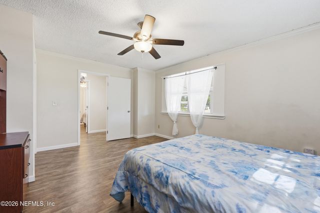 9246 BEARDEN Road, Jacksonville, FL 32220