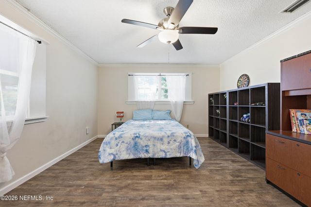 9246 BEARDEN Road, Jacksonville, FL 32220