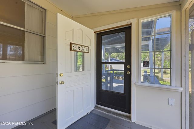 9246 BEARDEN Road, Jacksonville, FL 32220