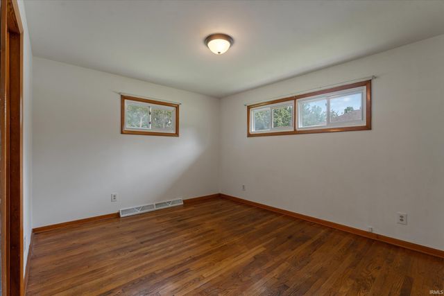 54606 Clover Road, Mishawaka, IN 46545