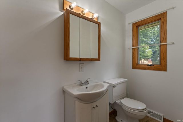54606 Clover Road, Mishawaka, IN 46545