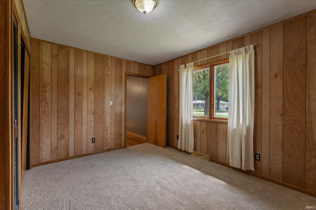 54606 Clover Road, Mishawaka, IN 46545