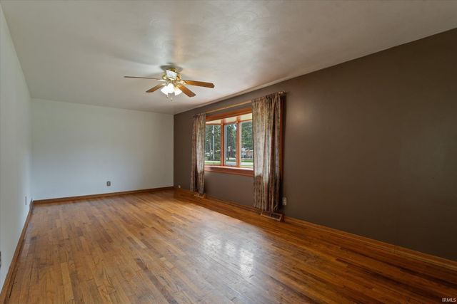 54606 Clover Road, Mishawaka, IN 46545