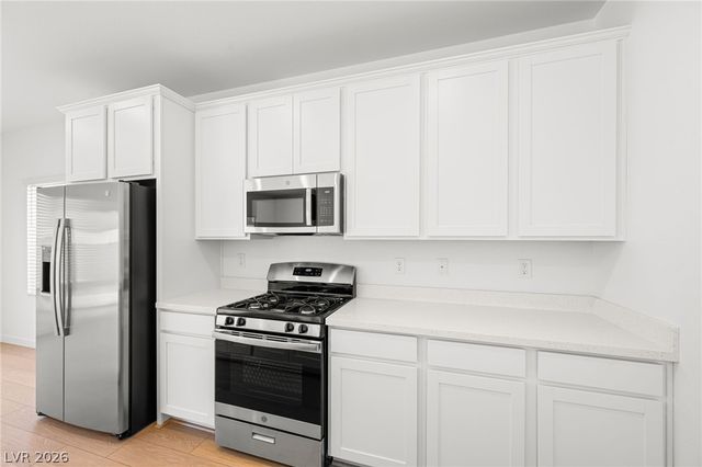3387 Dancing Waters Street, Las Vegas, NV 89129