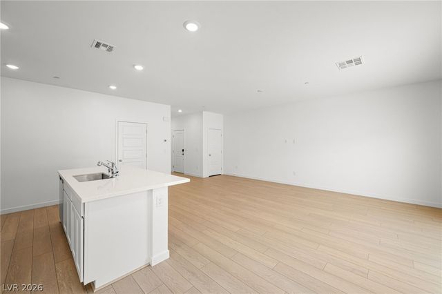 3387 Dancing Waters Street, Las Vegas, NV 89129