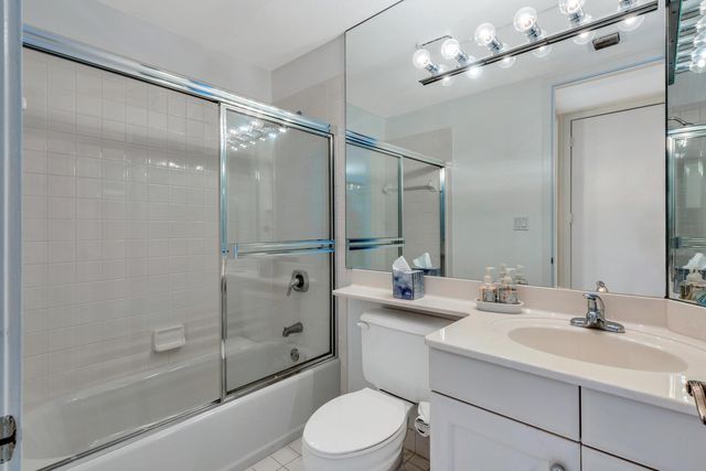 530 Ocean Drive 202, Juno Beach, FL 33408