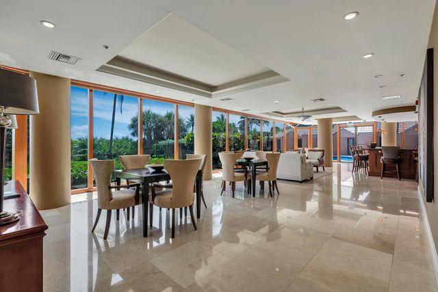 530 Ocean Drive 202, Juno Beach, FL 33408