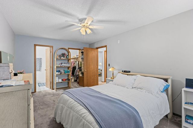 2730 Dale Street N D115, Roseville, MN 55113