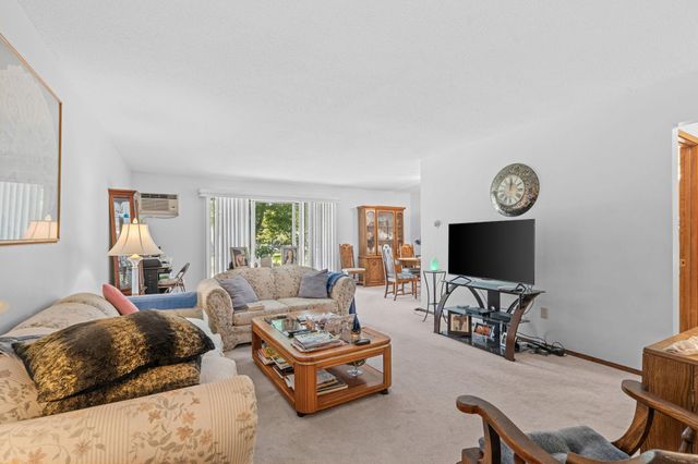 2730 Dale Street N D115, Roseville, MN 55113