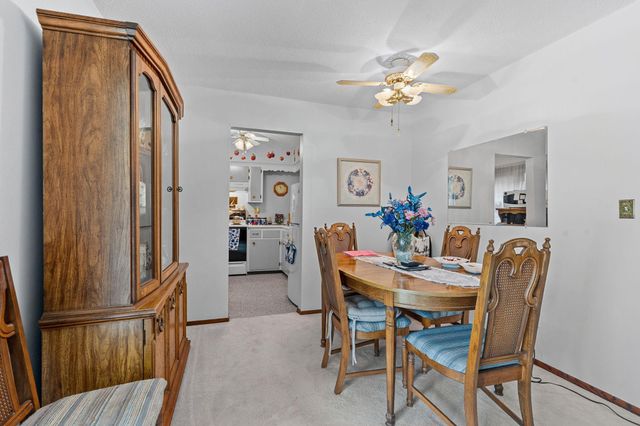 2730 Dale Street N D115, Roseville, MN 55113