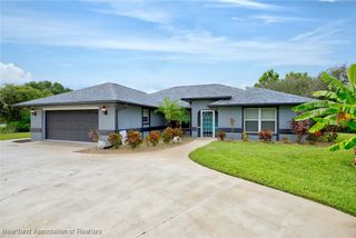 5016 Mendavia Drive, Sebring, FL 33872