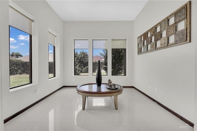 1010 Red River Street, Mission, TX 78572