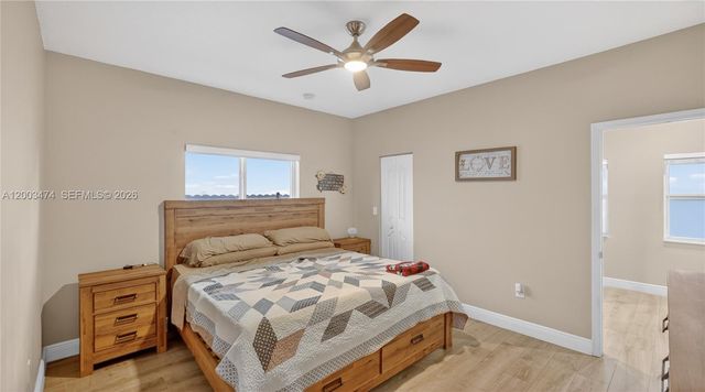 15893 SW 138th Ter, Miami, FL 33196