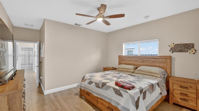 15893 SW 138th Ter, Miami, FL 33196