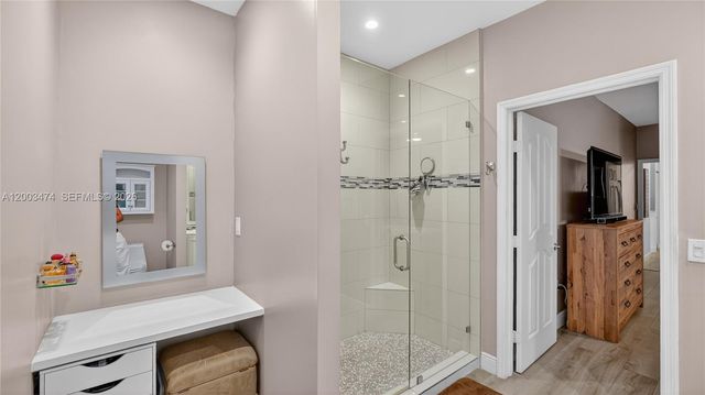 15893 SW 138th Ter, Miami, FL 33196