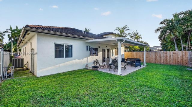 15893 SW 138th Ter, Miami, FL 33196