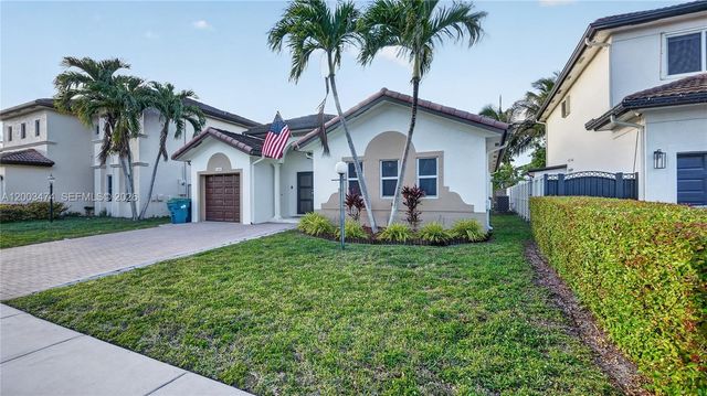 15893 SW 138th Ter, Miami, FL 33196