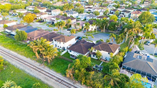 15893 SW 138th Ter, Miami, FL 33196