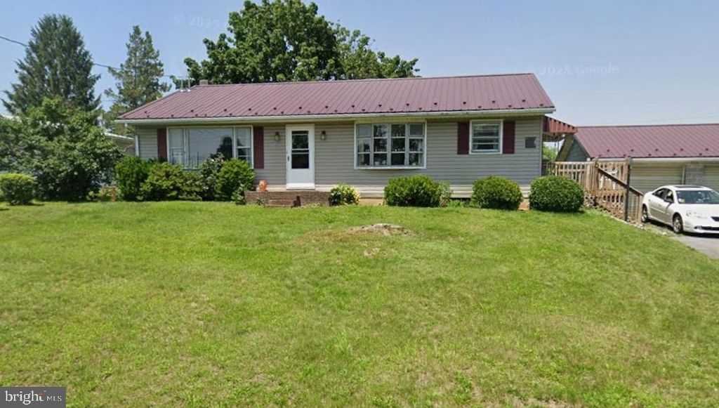 555 HAMILTON AVENUE, Chambersburg, PA 17202