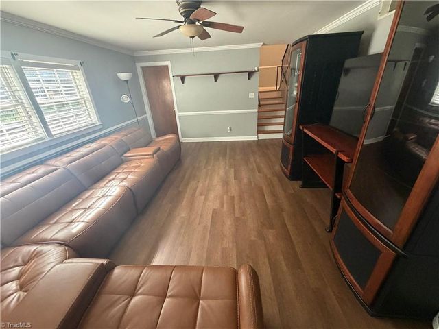 2050 Independence Road, Winston-salem, NC 27106